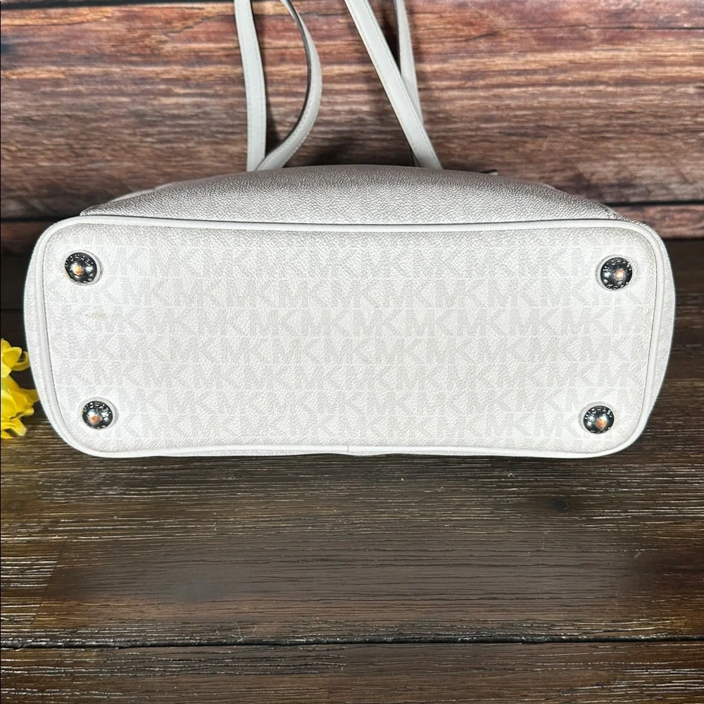 Michael Kors Charlotte Leather Logo Top-Zip Tote Bag in Optic White!